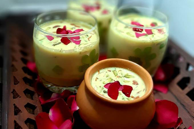 Kesar Thandai